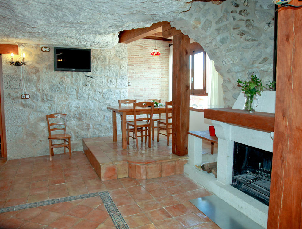 Casa Rural La Bodeguilla Alcala del Jucar Habitación foto