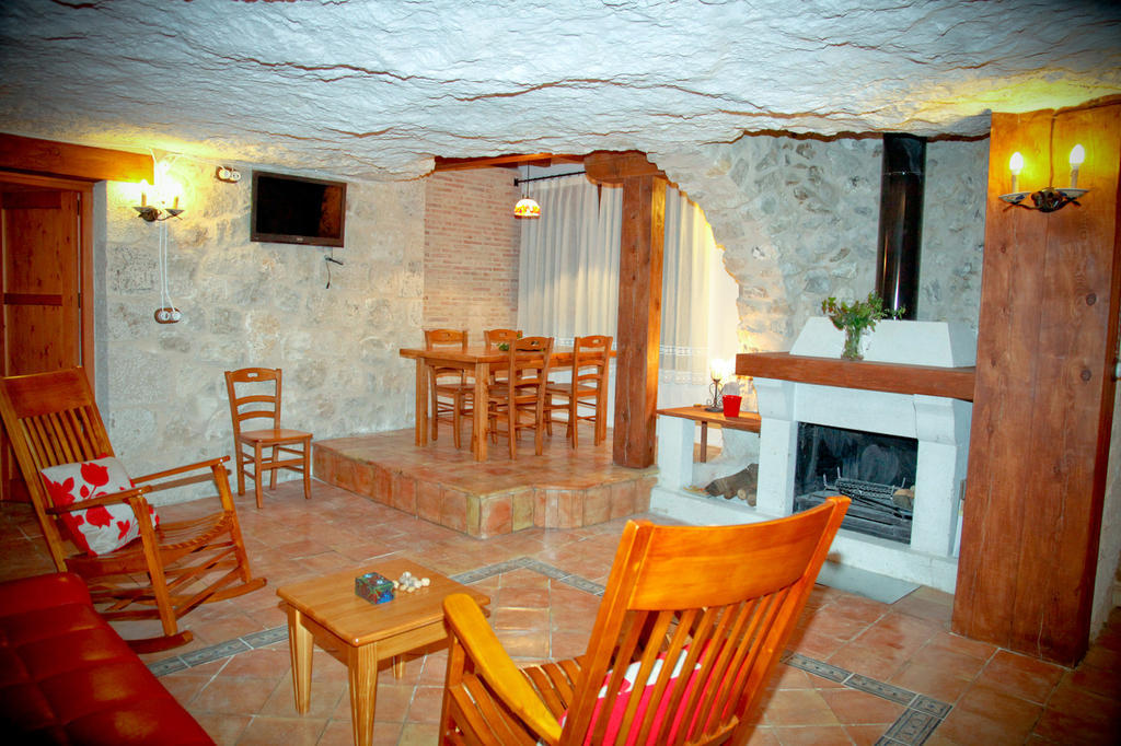 Casa Rural La Bodeguilla Alcala del Jucar Habitación foto