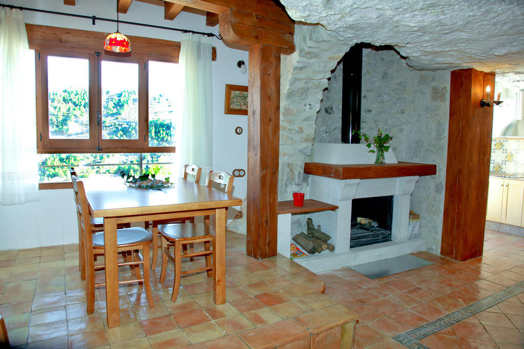 Casa Rural La Bodeguilla Alcala del Jucar Habitación foto